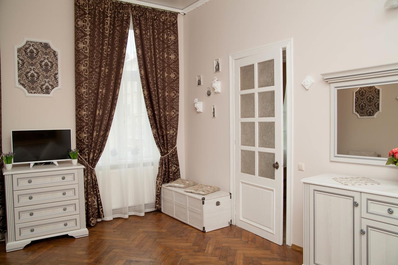 Luxury Lviv Apartment Esterno foto