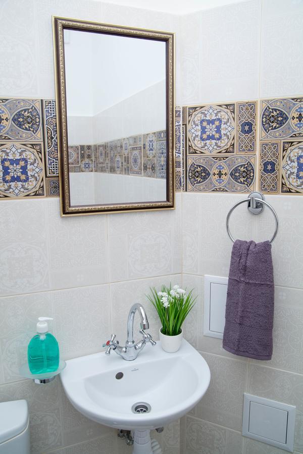 Luxury Lviv Apartment Esterno foto