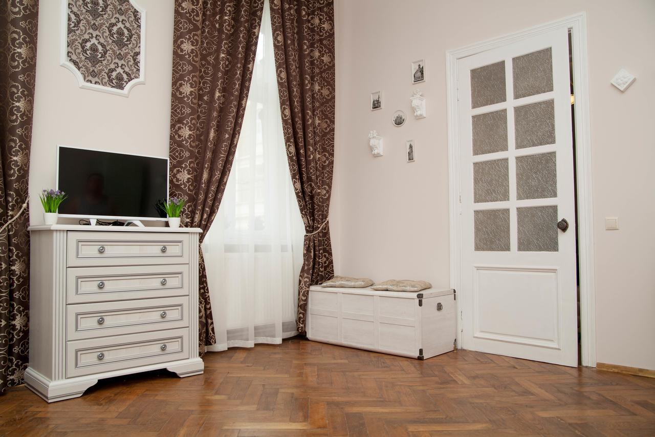 Luxury Lviv Apartment Esterno foto