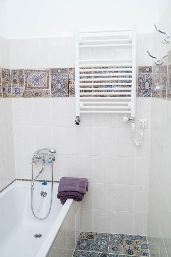 Luxury Lviv Apartment Esterno foto